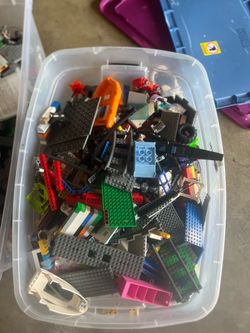 Assorted Legos