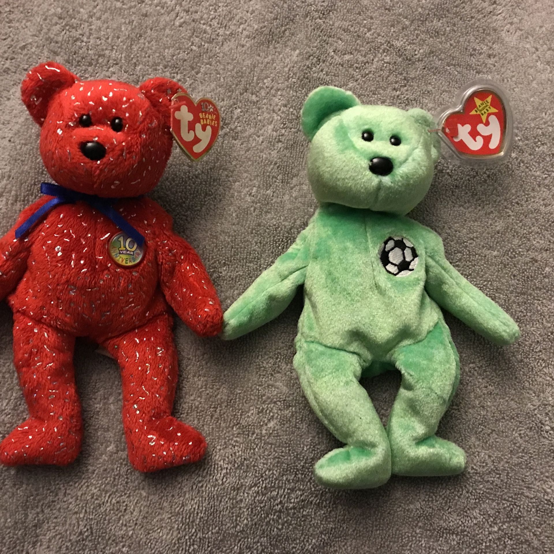 Ty Beanie Baby Set (10 Year Anniversary Bear And Kicks Bear In Case)
