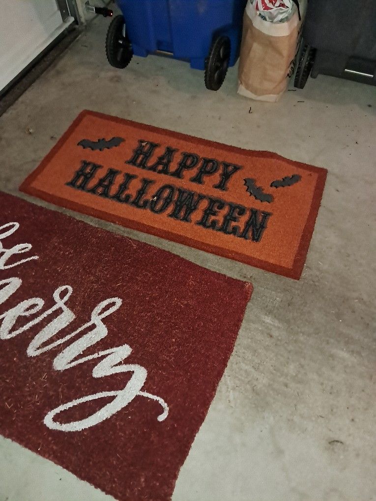 Free Holiday Door Mats