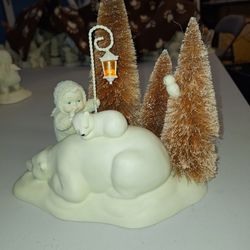 Department 56 Snowbabies Shhh...Baby Dreaming Street Lamp Lights Up (Two Available $22 Ea) A62F070