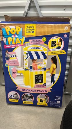 Cardboard lemonade stand