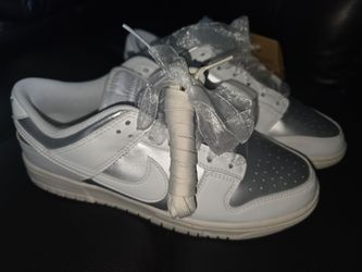 Nike Dunk Low White Silver Sneakers size 9