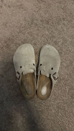 Birkenstock taupe clogs