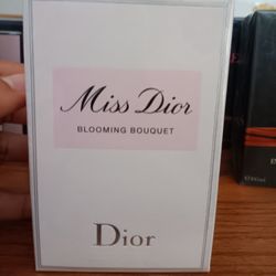 Miss Dior Perfume