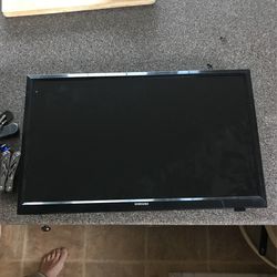 Samsung 24” Tv/monitor