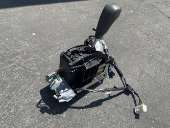 Nissan Titan Shifter