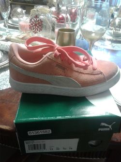Puma girls shoes