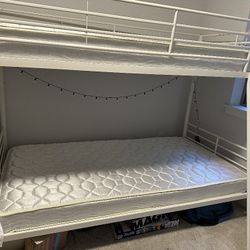 Twin Bunk Beds With mattrress 