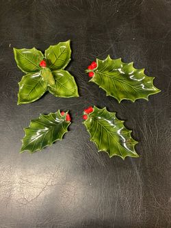 Vintage 1977 Holland Mold Holly Leaf Holiday Dishes - 4pc Set
