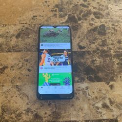 Samsung Galaxy A02 (Has Cracked Screen But Work Well Perfect)