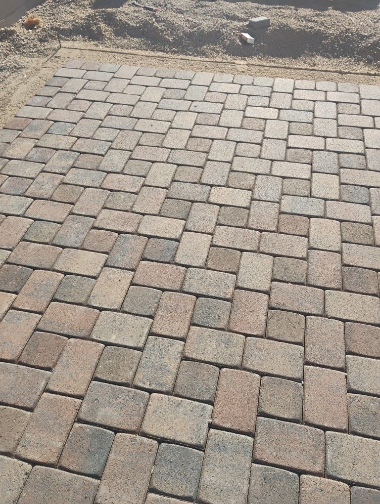 Instalation Grass Travetine Pavers
