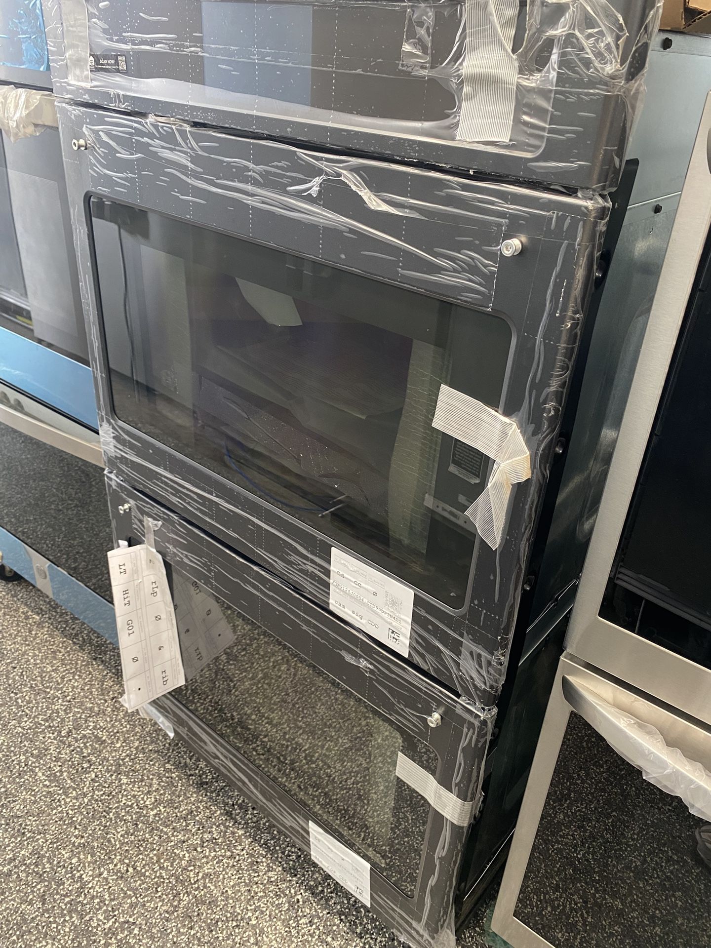 New Ge Cafe 30” Double Wall Oven Matte Black