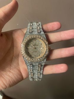 Buss down AP watch