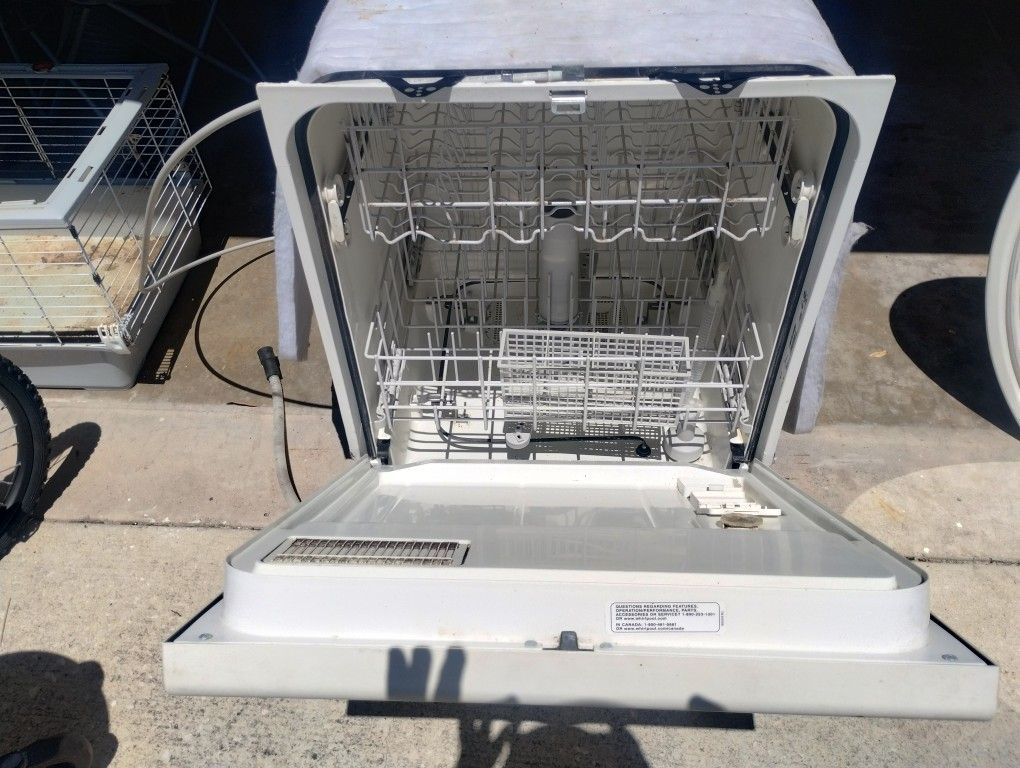 Dishwasher - Beige Off-white 