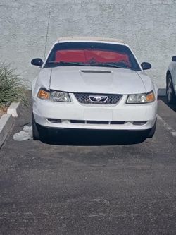 2000 Ford Mustang Convertible