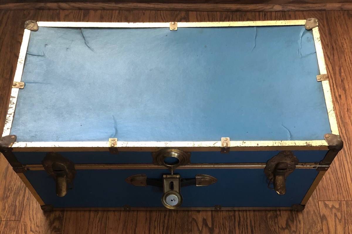 Storage Trunk Blue 30-Inch