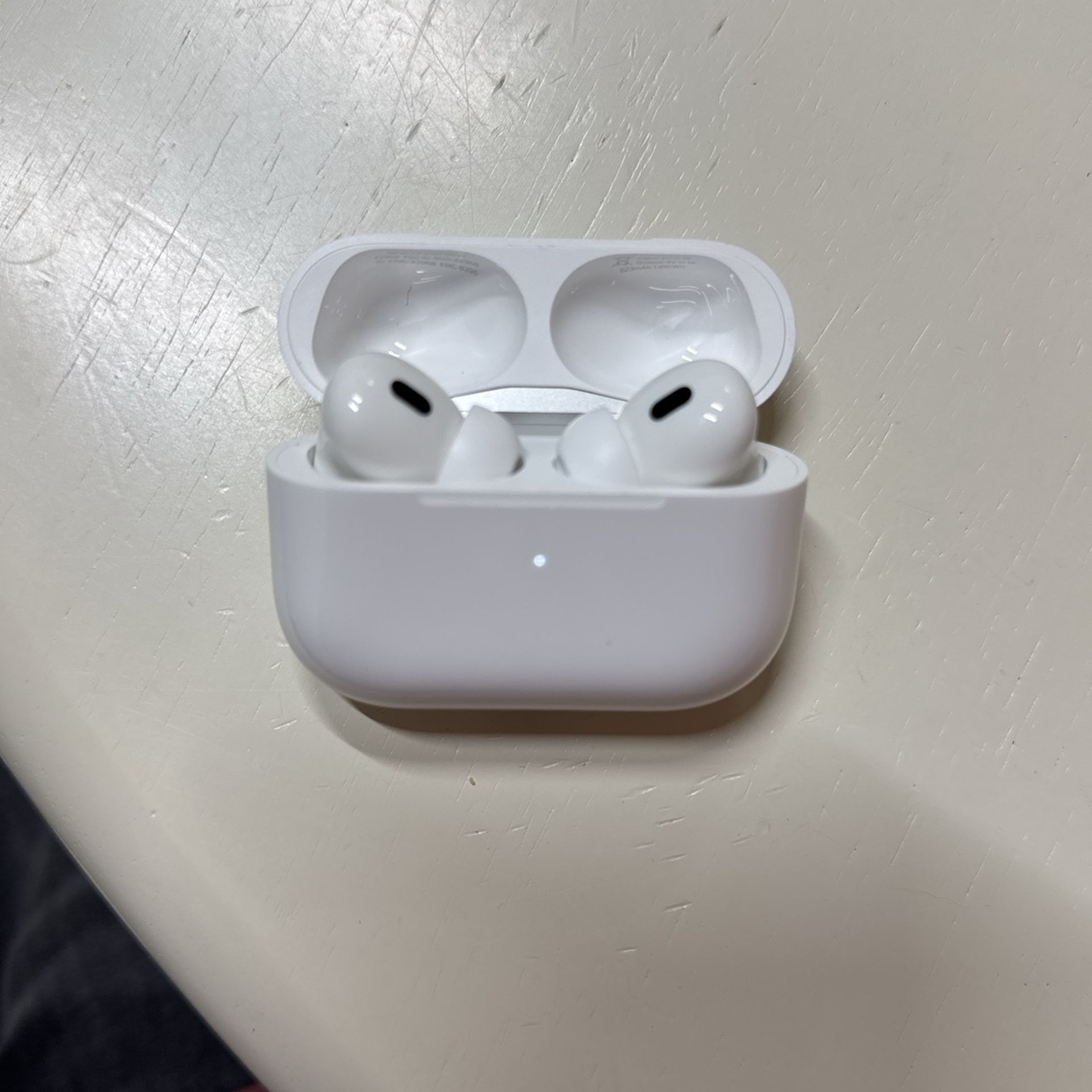 Apple AirPods Pro 2
