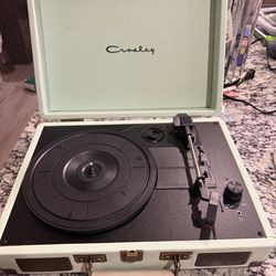 Crosley record player