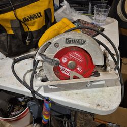 Dewalt Circleing Saw