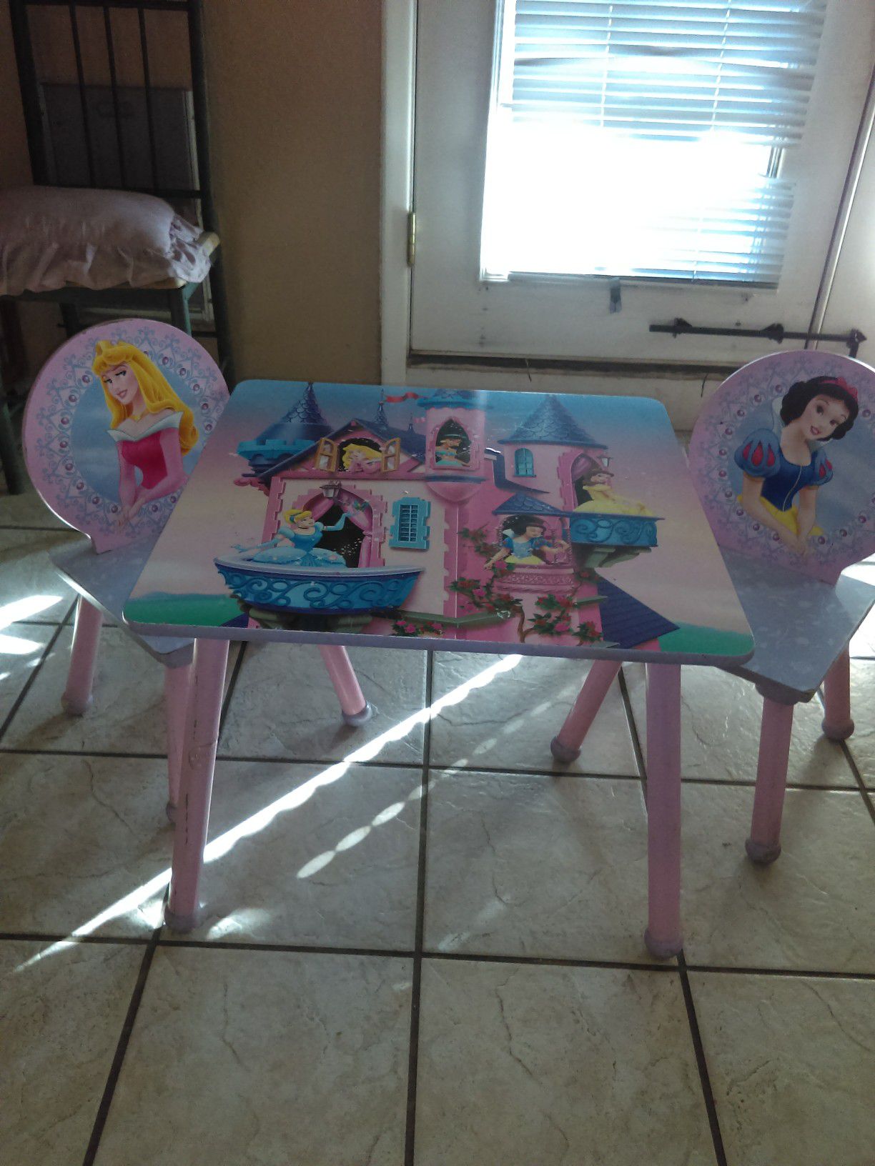 Princess Kids Table and Chairs