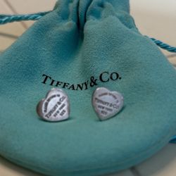 Tiffany & Co Heart Earrings 