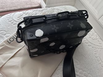LV PURSE 