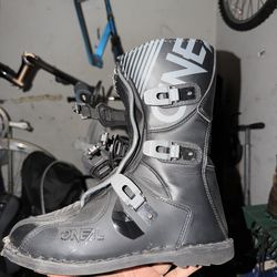 Motocross boots