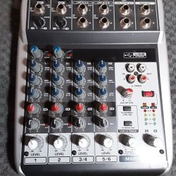 Behringer Mixer 