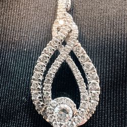 Lovely diamond Pendant  -  Appraisal For $3,988