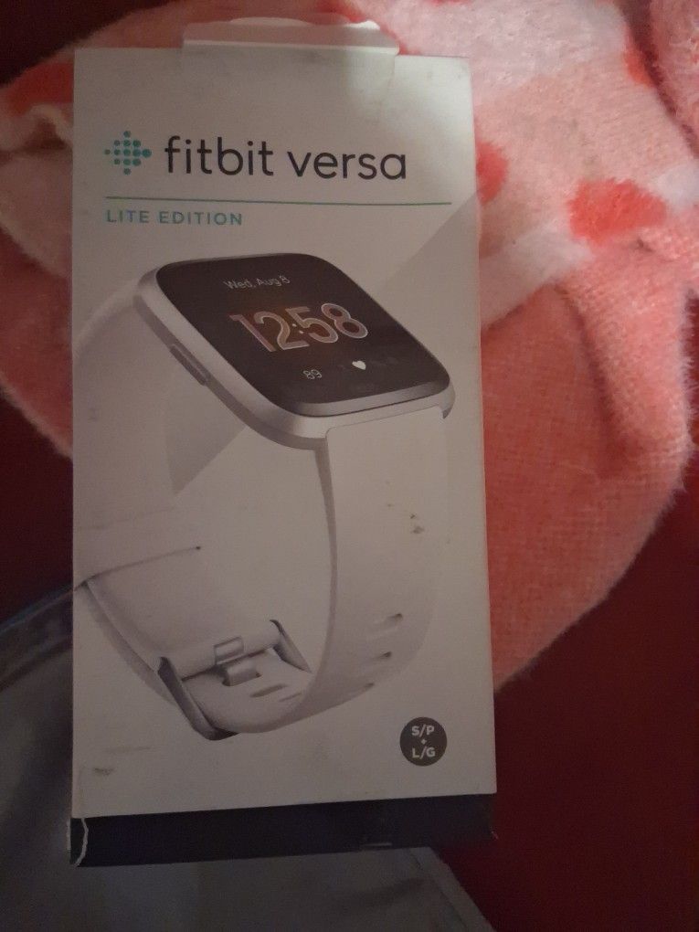 π Fitbit Versa Lite Edition β Brand New