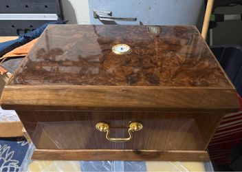 Large Humidor