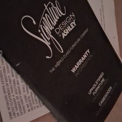 100$ For everything Set Of 2 Twin Beds Bed Room Set 