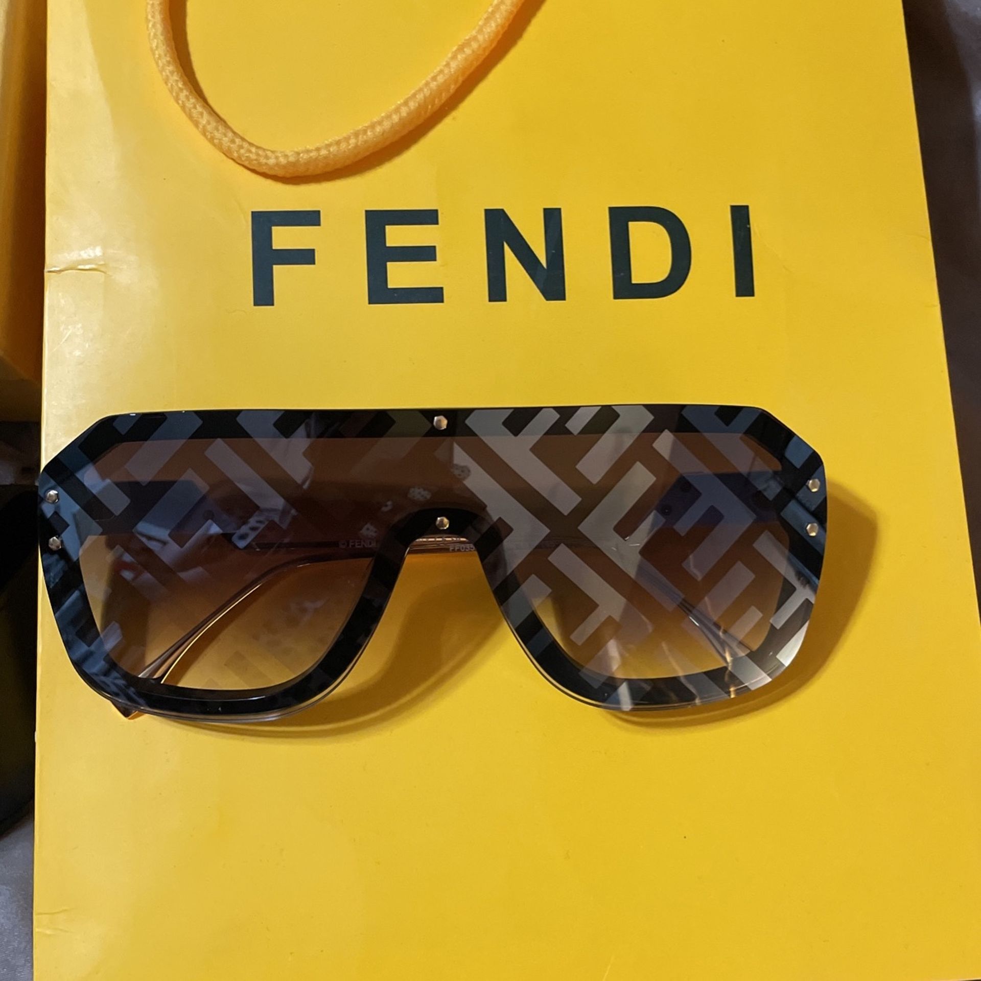 Fendi Sun Glasses