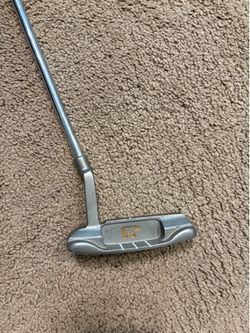 Golden Bear AccuForce ll right handed putter
