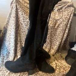 LOTS of shoes/boots