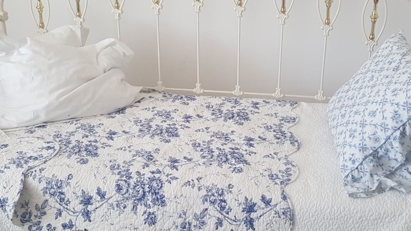 Vintage Daybed