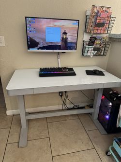 Adjustable Desk