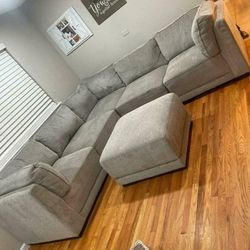 Sectional Couch 