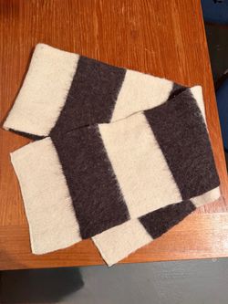 Scarf Unisex Adult 70”x9” Medium Tight Knit “mohair “ Beige/Brown