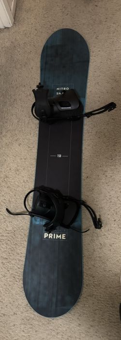 Nitro Snowboard With Bindings 158