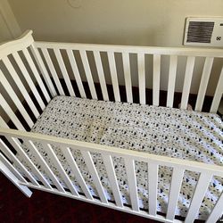 Baby bed With Mattress 