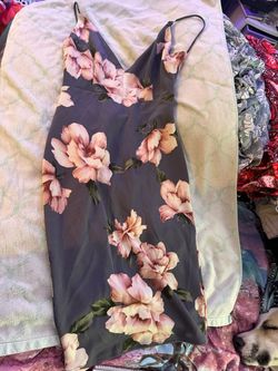 Love, Zoe Gray Blush Floral Bodycon Slip Dress Spaghetti Strap