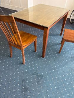 Solid wood table 2 chairs