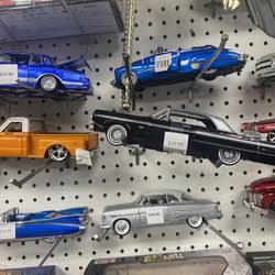 Diecast Cars And Trucks 124 Scale’s