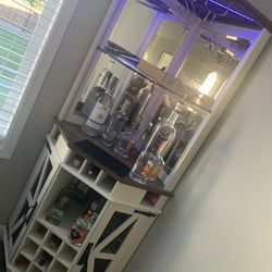 Corner Bar Stand 