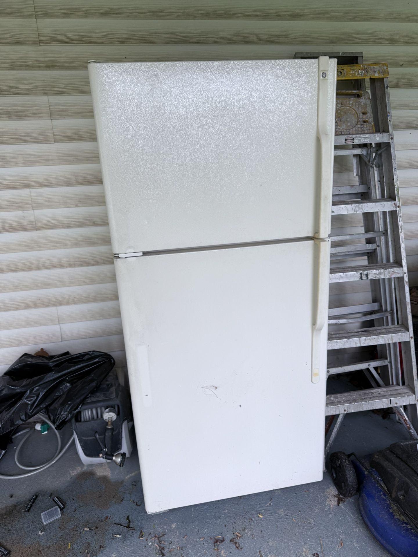 Refrigerator