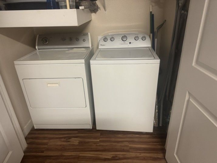 Washer N Dryer Whirlpool 
