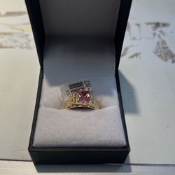 10k Gold Pink Stone Ring