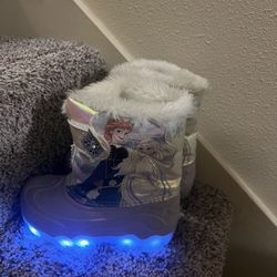 Frozen Snow Boots 