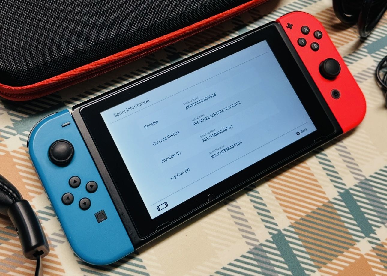 Nintendo Switch 32GB V2 Console System Neon Red Blue JoyCons Tested/Works 09928